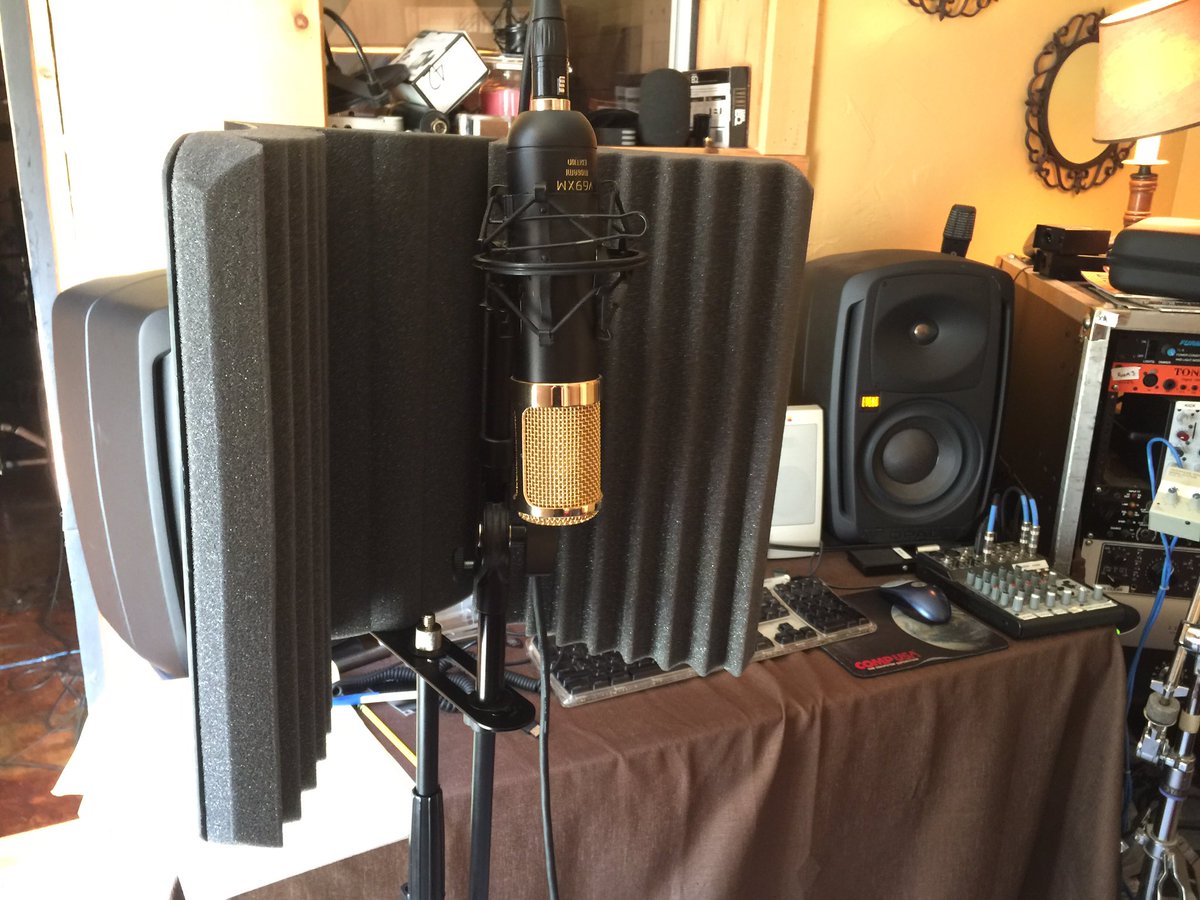 tommyharden's tweet photo. Many thanks to the great folks at @Auralex acoustics for helping me get this fantastic #mudguard! #studio #vocals https://t.co/zTDgldF7dA