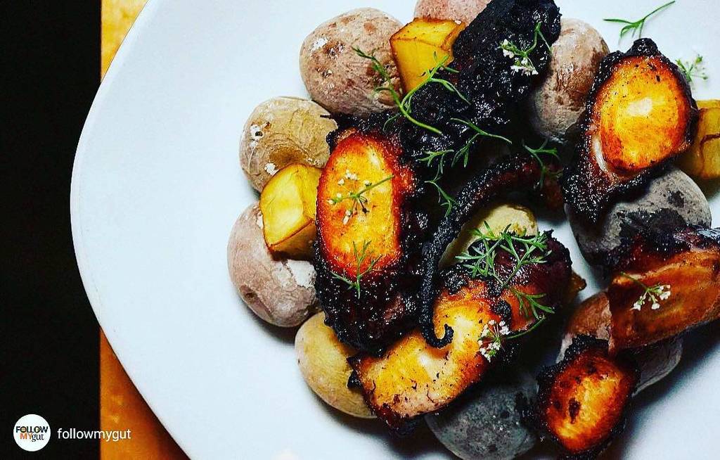 StatusKuoLA's tweet image. Much love to @followmygut for the fun review and great pics! ift.tt/2c5cCAN