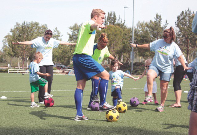 SAMLARC's tweet photo. CLASS: Soccer Sign-ups Ages 3-4 yrs #PlaytimeAdventure 7-week session before 9/12 @SAMLARC https://t.co/AK1wvjP8oZ https://t.co/EOEJJaPoUN