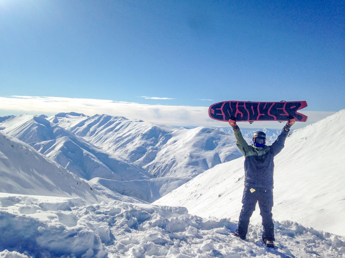 thesnowguide's tweet photo. RT @k2snowboarding: It's been dumping at Mount Dobson! @Hc2dabone ready for an epic NZ descent #k2coolbean https://t.co/vNcGeu8116