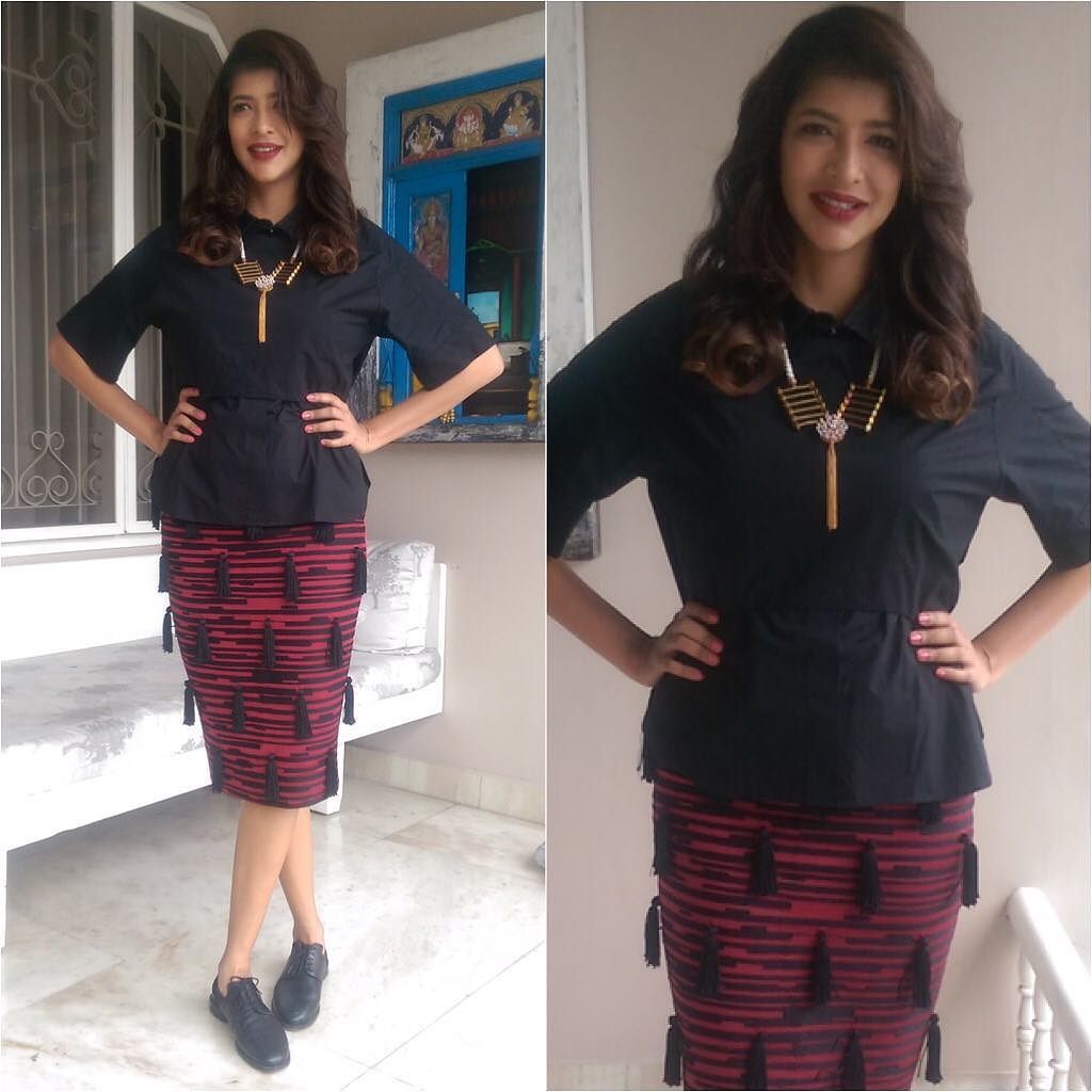 afdiaries's tweet photo. @hrhlaki 
Top - @poa.sg 
Skirt - @kukoonthelabel 
Shoes - @cosstores 
Necklace - @suhanipi… https://t.co/6eZQ6PfzvF https://t.co/NckuJmElcZ