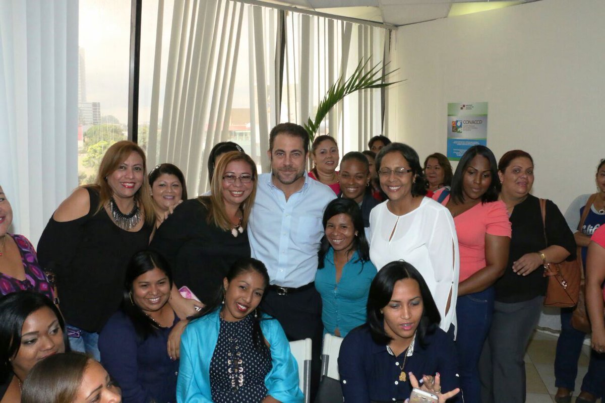 Rosemary Vásquez (rosevasquezp) Twitter