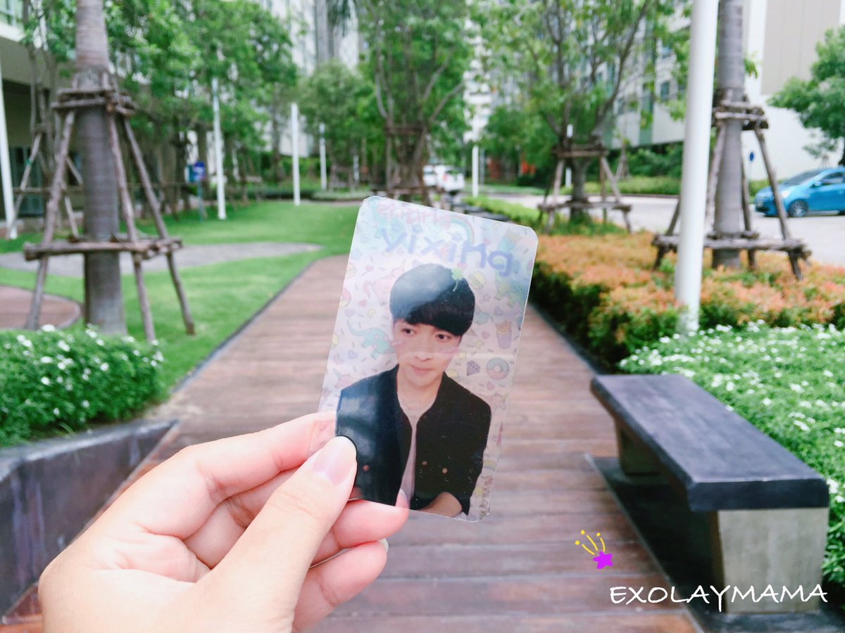 ZYX.LAY.MAMA tweet media