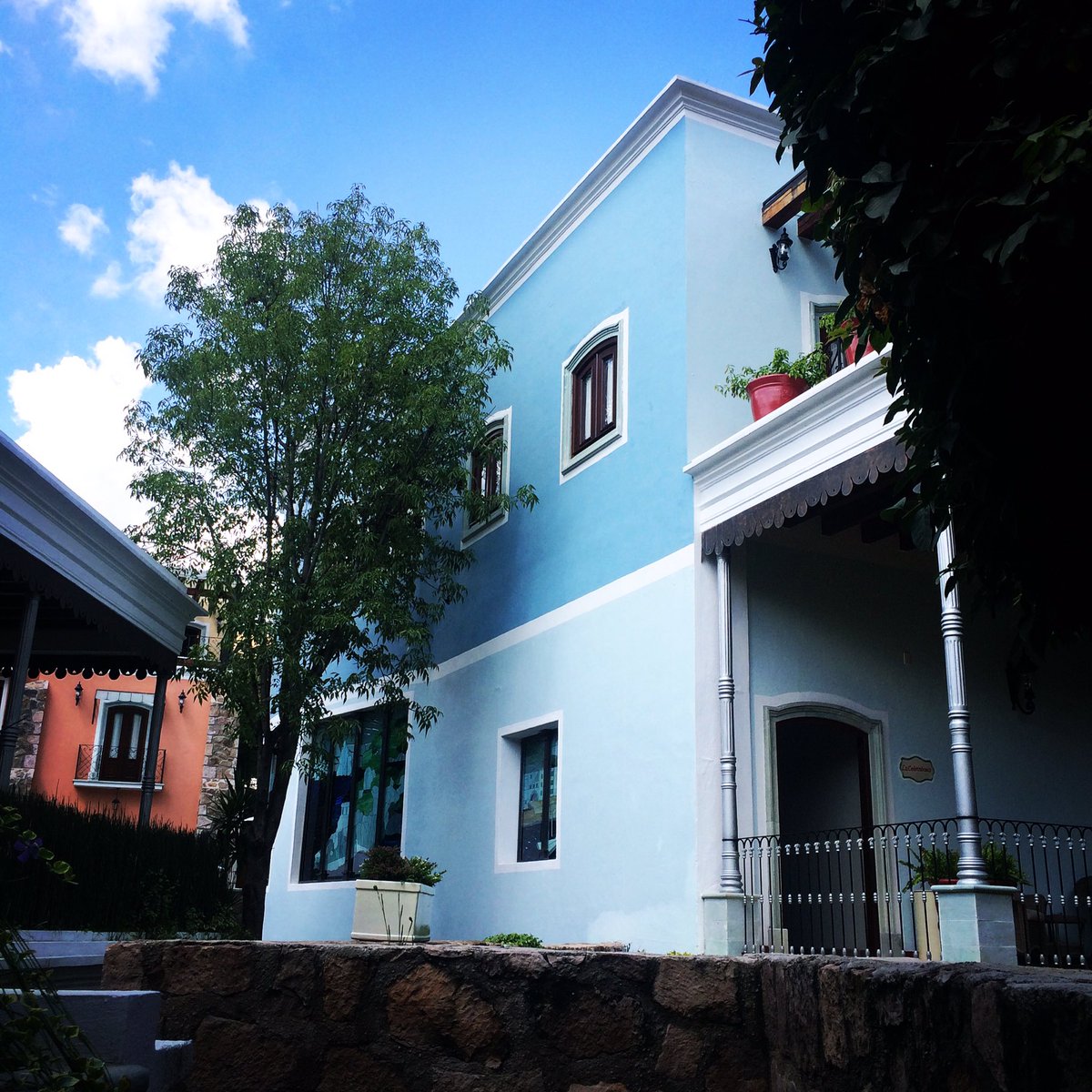 portableAngela's tweet photo. Mis favoritos de//Highlights of @guanajuato city:@VillaMariaCri @teatrojuarez @casavaladez and The estudiantina tour https://t.co/LYn0Xx97EN