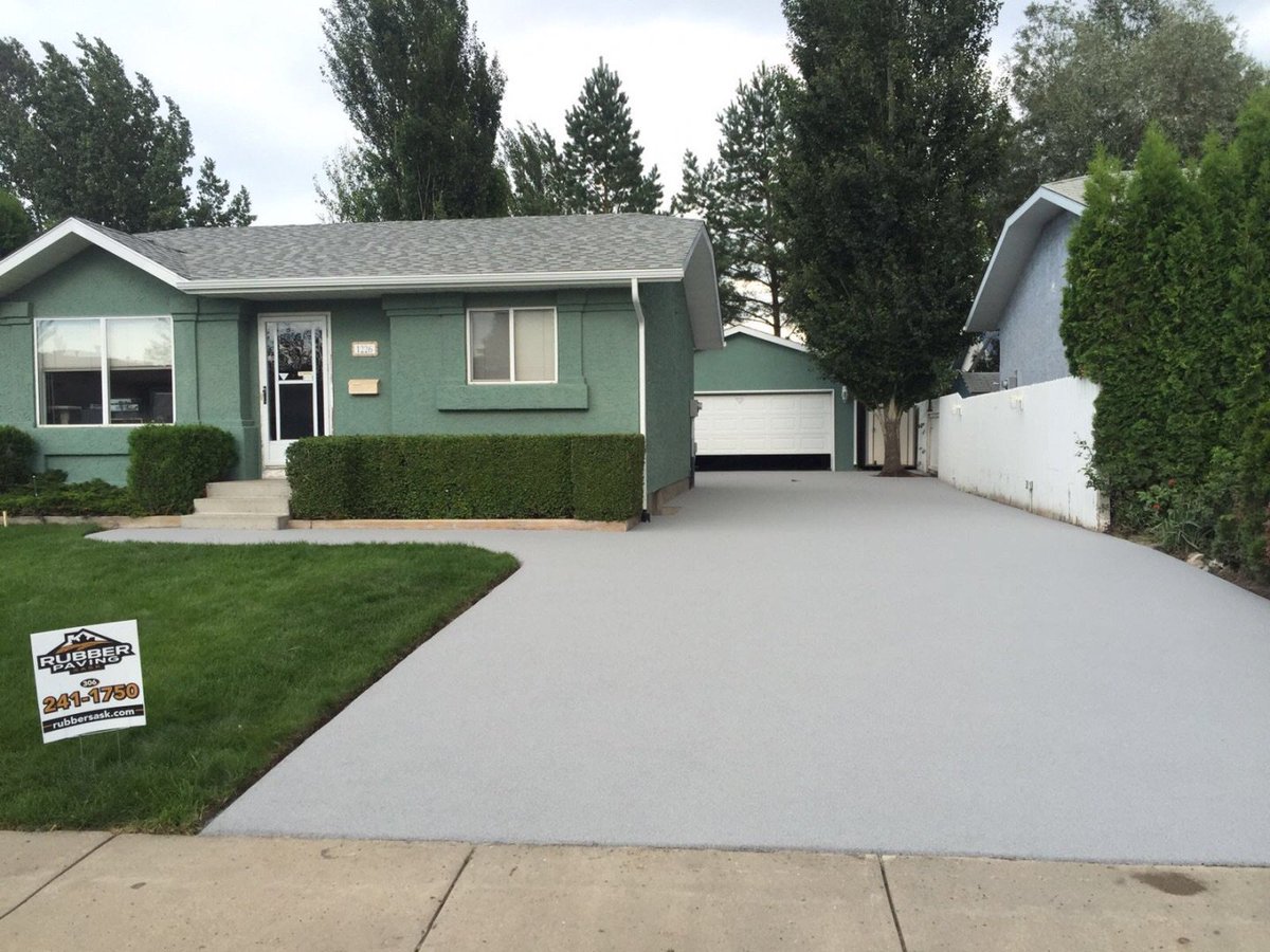 prairiesurface's tweet photo. Yes #Rubber FX is also in Saskatchewan, check out this beautiful #driveway https://t.co/pLVNI1HhR8