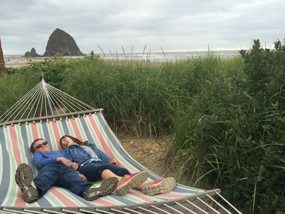 When visiting Cannon Beach, Oregon you MUST stay at <a href="/surfsandresort/">Surfsand Resort</a> goo.gl/4j4LRA