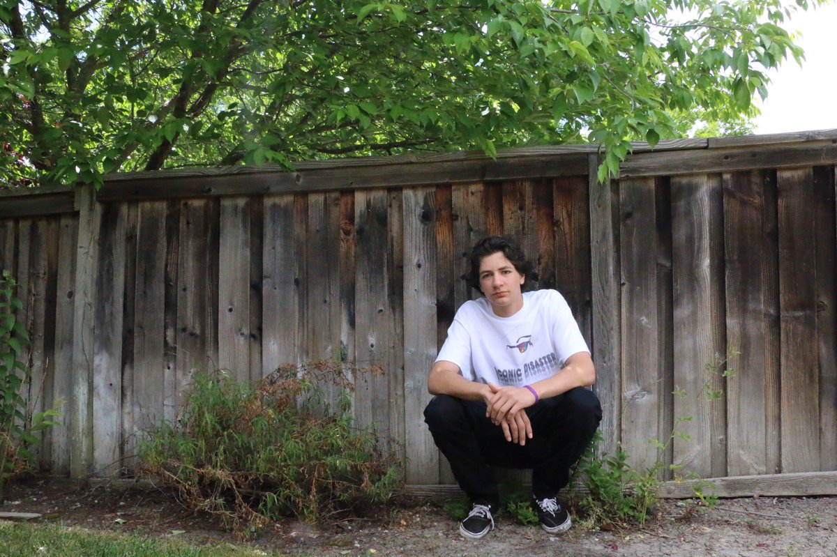 Iconic_Disaster's tweet image. If you haven't already go to our website iconicdisaster.com. If you're lookin for somethin new, we got it.