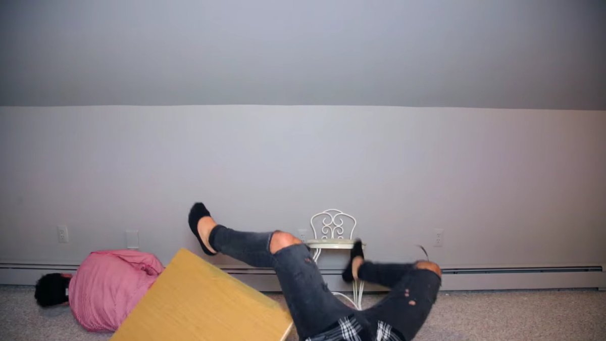 sarcasticfadz's tweet photo. this looks so incredibly painful omg but  mr asshelmet is my fave tbh #DolanTwinsNewVideo @GraysonDolan @EthanDolan https://t.co/DzKzACY1OZ
