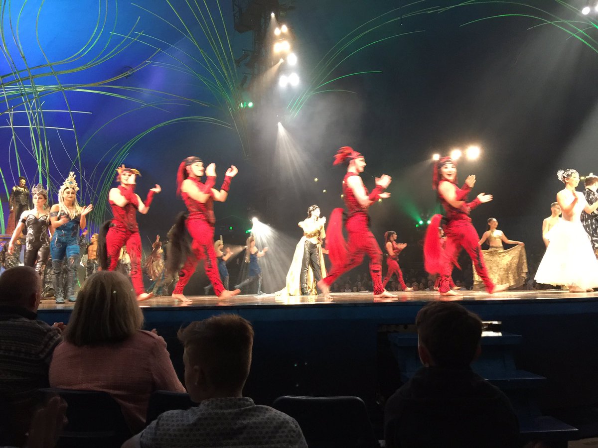 phil_barrow's tweet photo. @TheBritRiss watched the show tonight, outstanding! It just kept getting better with every act @birmogc #Amaluna https://t.co/QLnsDCAr5a