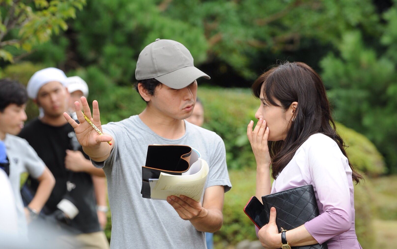 はじめまして 愛しています 公式 はじめまして愛しています 次回は明日9 8 木 よる9時から 美奈 尾野真千子 と信次 江口洋介 の夫婦からハジメ 横山歩 を奪い去った張本人 実祖母 富田靖子 にも注目です 貴重なオフショットも はじめまして 愛しています 公式 はじめまして愛しています 次回は明日9 8 木 よる9時から 美奈 尾野真千子 と信次 江口洋介 の夫婦からハジメ 横山歩 を奪い去った張本人 実祖母 富田靖子 にも注目です 貴重なオフショットも