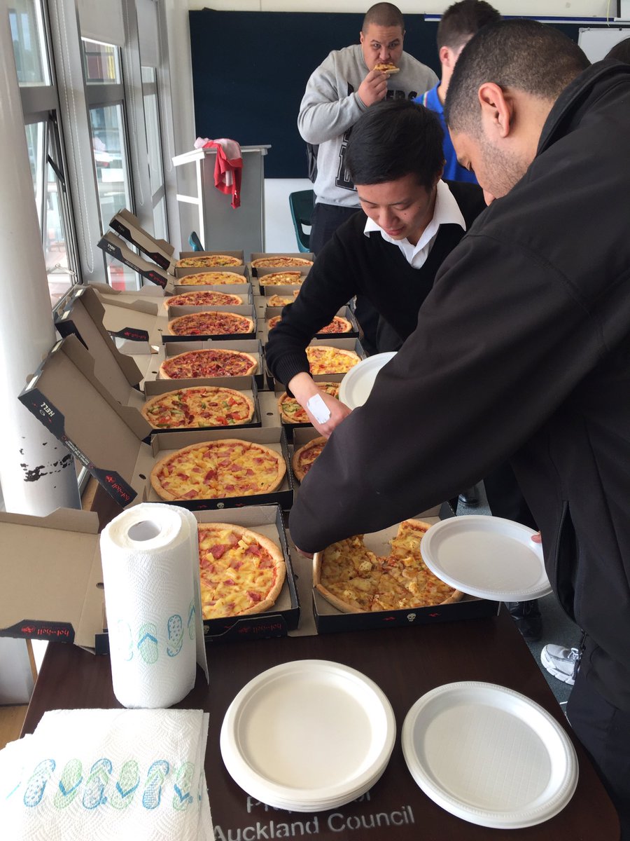 One of our long term national clients hooking up young West Akl job seekers #hellpizza #youthconnections