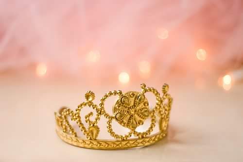 CheiosE's tweet image. Não sou nobre, mas o Rei me chama de filha