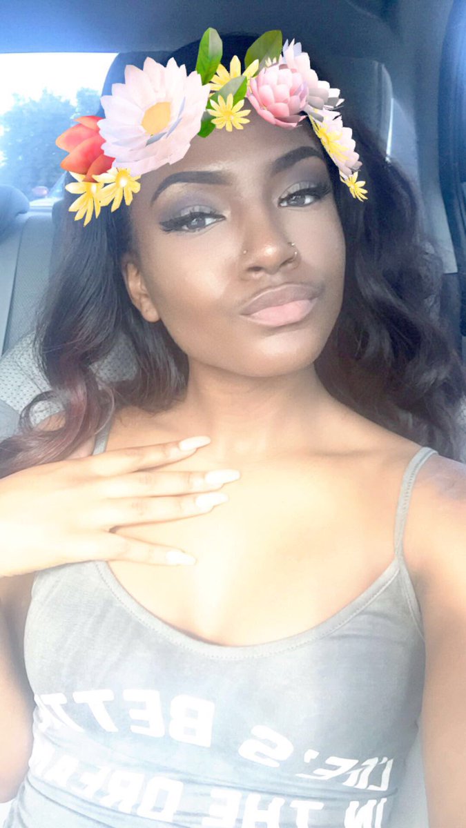 theecherokee's tweet photo. Yearning for your loving, baby I need that shit everyday💕 https://t.co/IJ7fy219rw