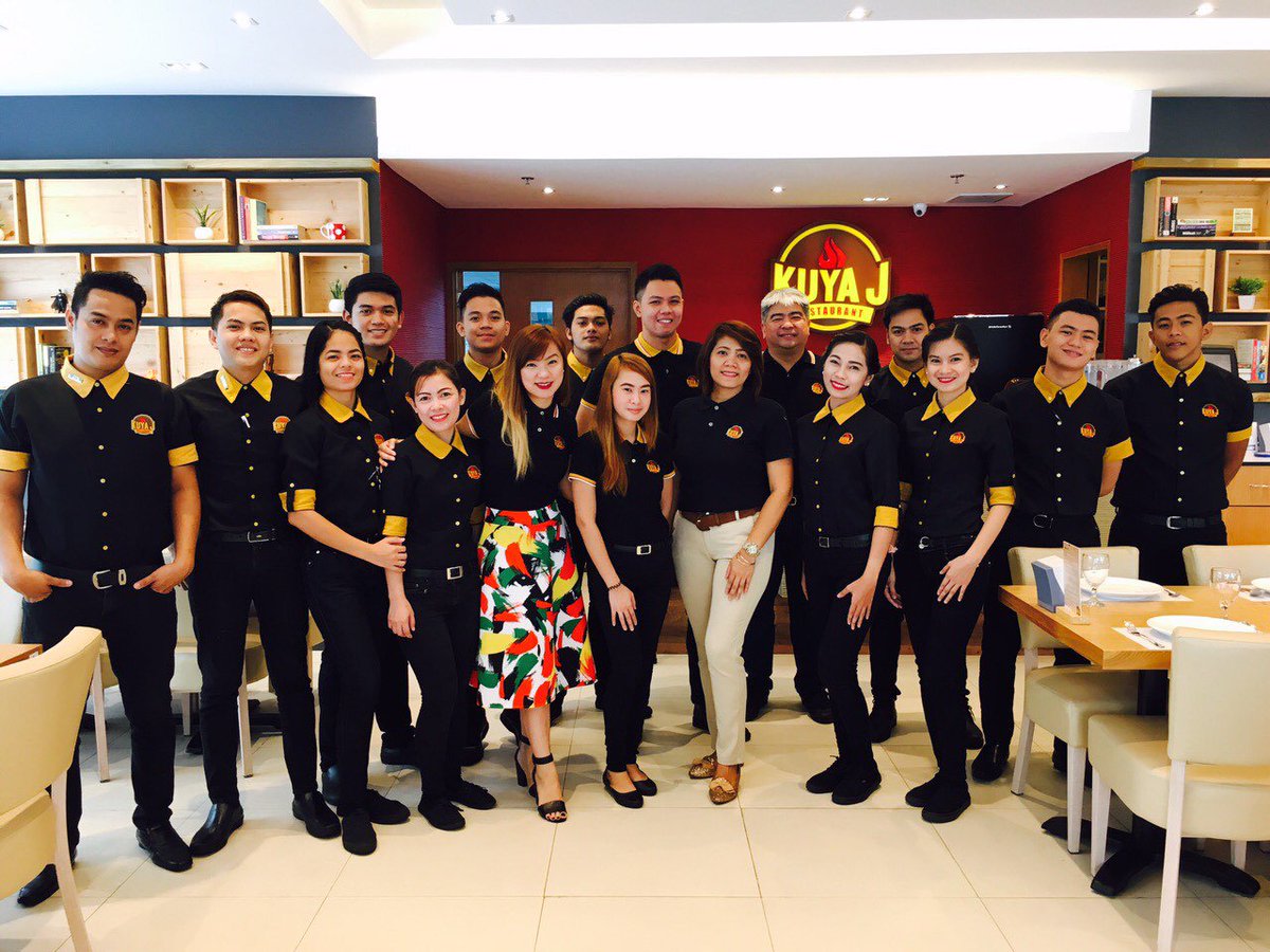 kuyajresto's tweet photo. Kuya J, SM Cubao is ready to serve you! Kitakits dito! #kuyajph https://t.co/vXRj5FEv08