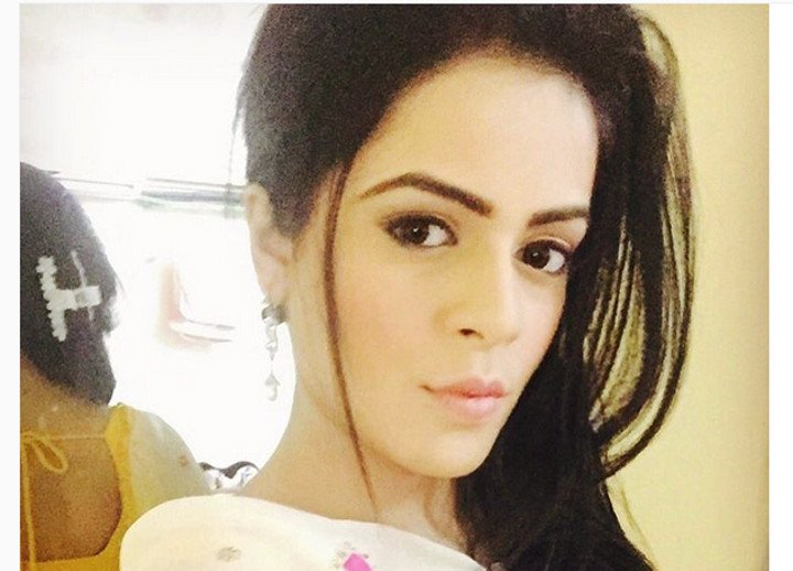 infoinaja_com's tweet photo. Jigyasa Singh “Thapki” Berpose Seksi dan… https://t.co/PqFj4l35VO #Selebritis #Bareng #Berpose #Chutki #Jigyasa https://t.co/iithleSGB5