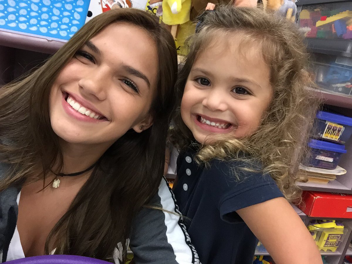 samsydneygali's tweet photo. the love i have for kids is crazy ๐ถ๐ผ
#Isabella โค๏ธ #firstdayteaching https://t.co/dqpnjzF7ag