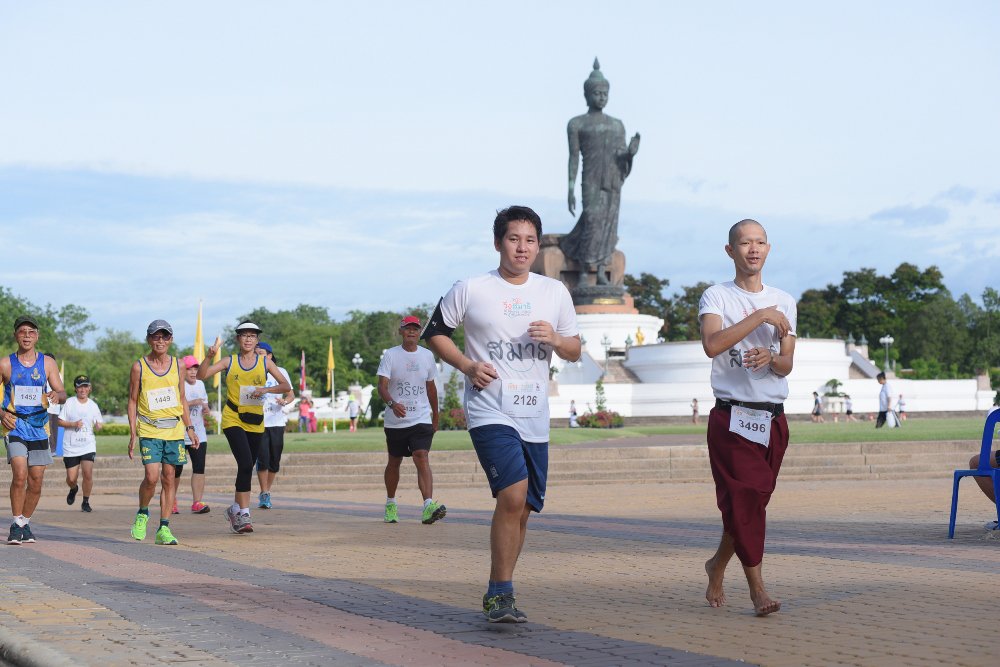 NowWNews's tweet photo. สสส จัดกิจกรรม วิ่งเจริญสติ เจริญสมาธิ ได้กุศล ได้สุขภาพ นับเป็น #WellnessEvolution ทีเดียว
https://t.co/EBluHwLvdA https://t.co/n4N5IoZWDD