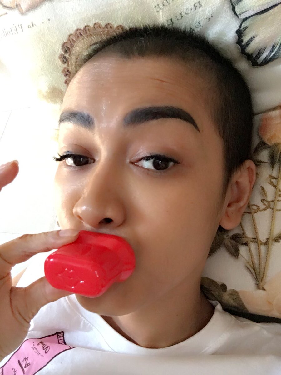 juliaperrez's tweet photo. Suckkk it good demi punya bibir dower 😄😄😄😄 https://t.co/qPIbiWi9ug