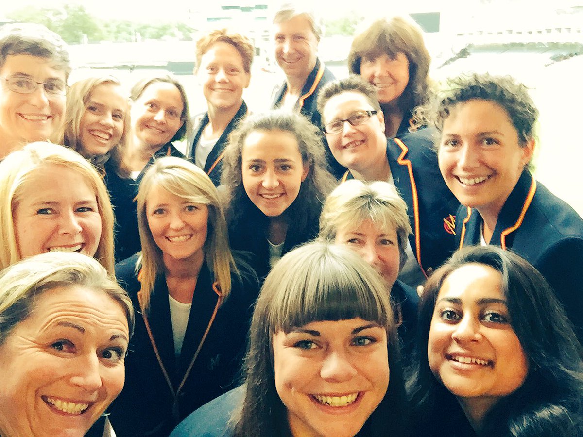 Looking forward to the next 2 weeks with these girls. Huge thank you to the <a href="/HomeOfCricket/">Lord's Cricket Ground</a>  #mccamerica