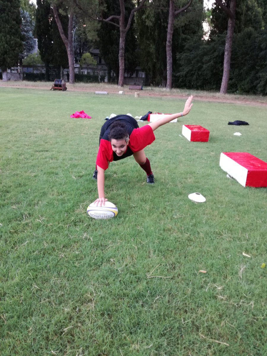 RF79ladies's tweet photo. Working hard
#LeigiocaRugby #RF79 https://t.co/GIfqRchwmq