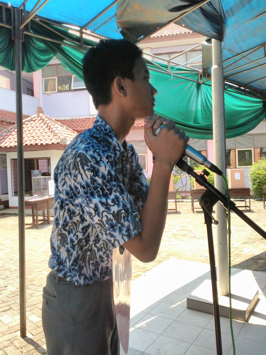 OSIS_MPK73's tweet photo. Ini dia calon nomor urut 4! #MayatNgeVote @sman1cbn https://t.co/yi7aVYk8nB