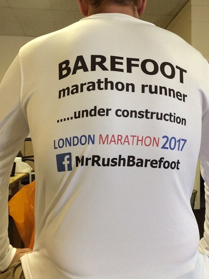 MrRushBarefoot's tweet photo. @FitnessDayUK  My 3rd training run today!! 2017 #LondonMarathon #barefoot #MrRush costume!!  for the amazing #cwcuk https://t.co/BTNJReh9R9