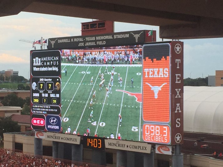 Uplause's tweet photo. Congrats @TexasSports for a new attendance record and win! We're glad to be part of your in-game experience #dBMeter https://t.co/bAChgTbm3Z