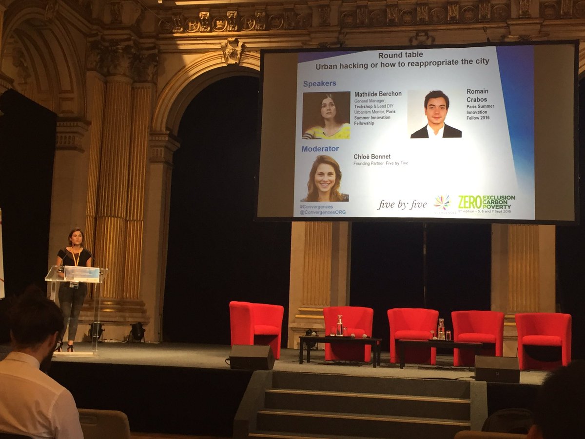 bbilloud's tweet image. #Convergences #Urbanhacking #DIY #urbandesign: se réapproprier espace urbain &amp;gt; #jardinière @KisioDigital #Canalhacké