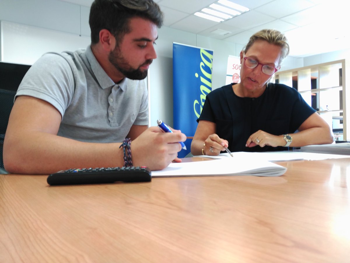 UCAM_ITM's tweet photo. ¡Mañana de trabajo en equipo! 👏Ultimando detalles para la puesta en marcha de #GeneraciónZ...¡El 14 arrancamos!💨💨 https://t.co/IRgp4qY7Vy