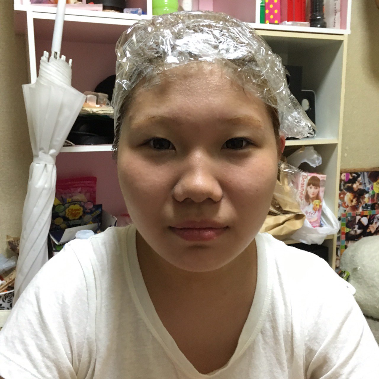伊野波 奈央 眉毛脱色してこんなに面白い人初めて見ました ありがとうございます T Co V10gbxiggk Twitter