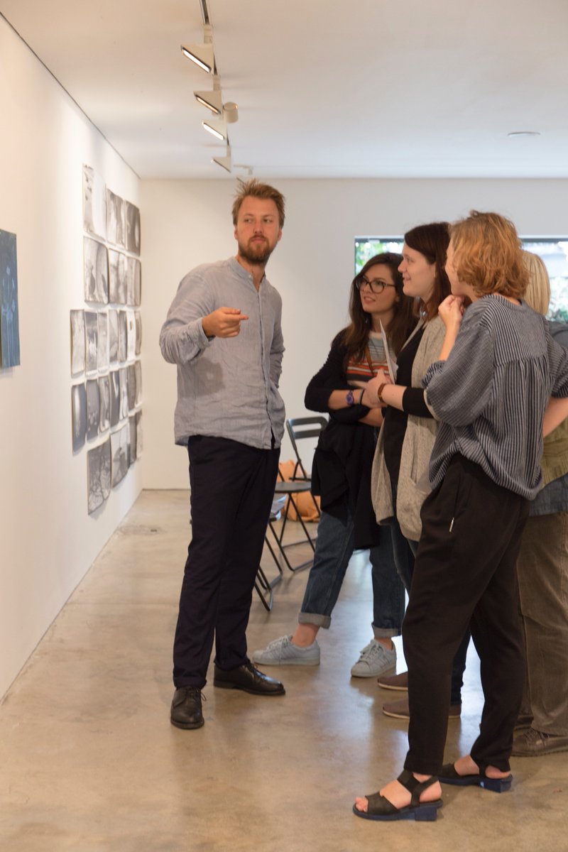 Last Sat @thecobgallery with <a href="/hannahjane153/">🎃Hannah Newell🎃</a> <a href="/jessienbond/">Jessie Bond</a> reading their intriguing texts,our show is open till Sunday