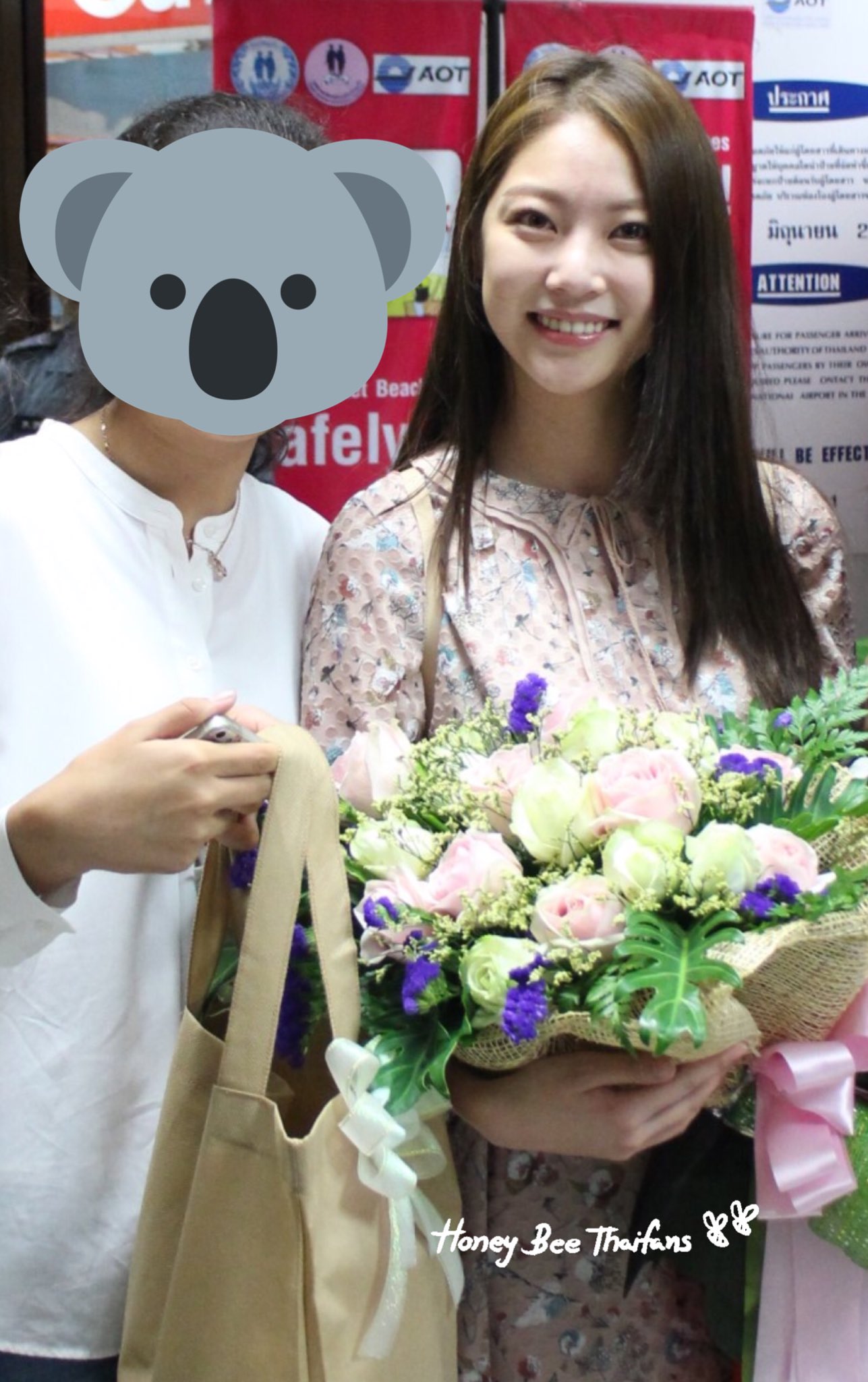 Crvw2VqUEAEE8vx.jpg:large