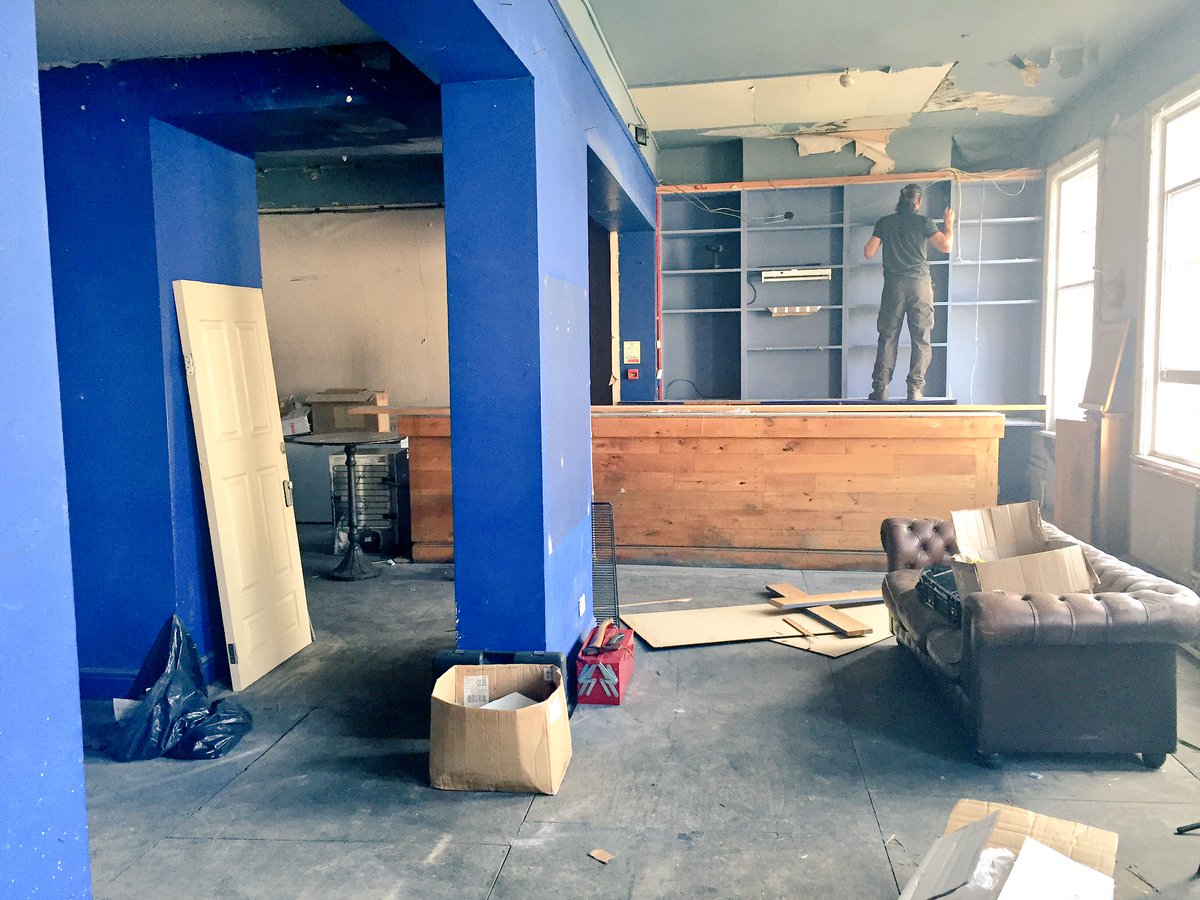 RedDoorLpool's tweet photo. SNEAK PEEK//
BRAND NEW FLOOR.
Coming November 2016!!
New menu/cocktails, same exciting nights!!
👀👀👀👀 https://t.co/Vk2ksUTM8V