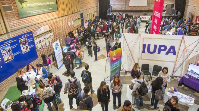 rionegrocomar's tweet image. Patagonia Universidad, la expo para que los jóvenes elijan su futuro bit.ly/2c6FWqB