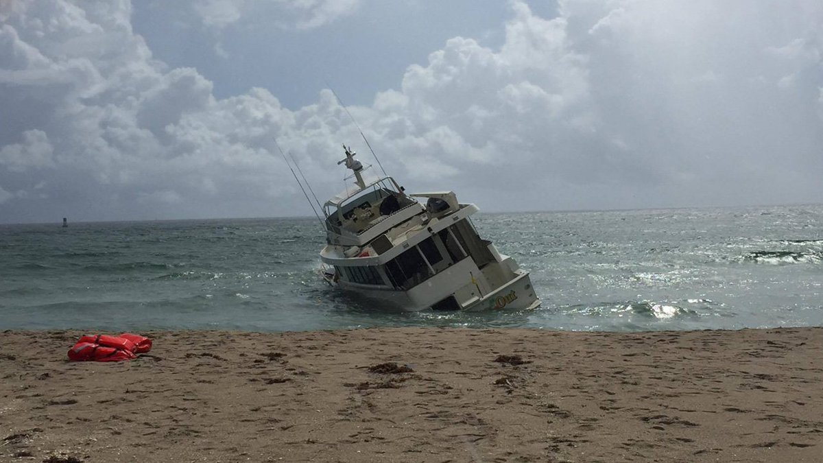 Boater arrested after yacht washes ashore in Palm Beach bit.ly/2c7ubQV?utm_me… https://t.co/az9iVyvG0h