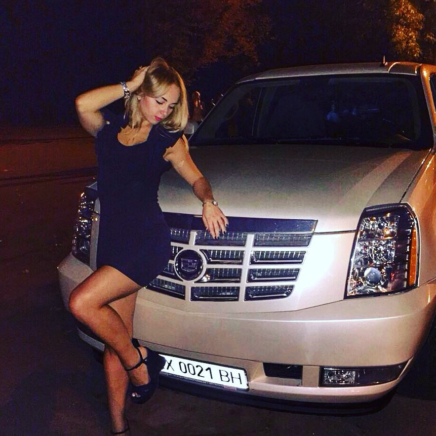 arenta_event's tweet image. Вечерняя прогулка по Харькову, на лимузине Cadillac Escalade

#arenta #аренда_лимузинов