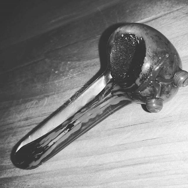 TaylorRelates's tweet image. My first bowl survived all these years, named her old faithful lol. Time to give her another use!