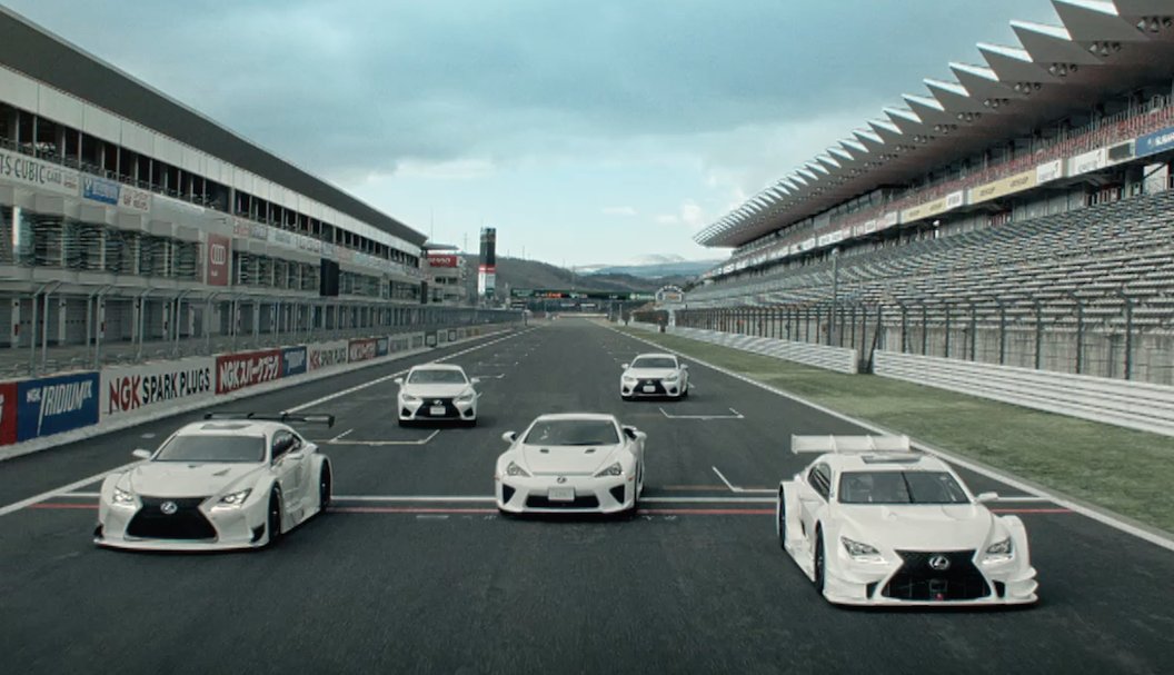 PutriRoffi's tweet image. "@OfficialLexusUK: Let's dance. #Fperformance https://t.co/avSIfnyAbV"