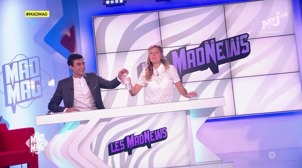 LeMadMag's tweet photo. .@EmiliePicch 
"Je pense qu'il avait l'espoir
Que je m'asseye dessus "
😆 😆 😆
#LaBouteilleAMartial

#MadMag https://t.co/MiBLsIgVVX