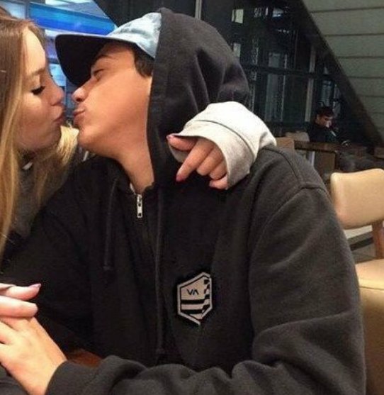 77clov's tweet image. Cadê @ pra usar