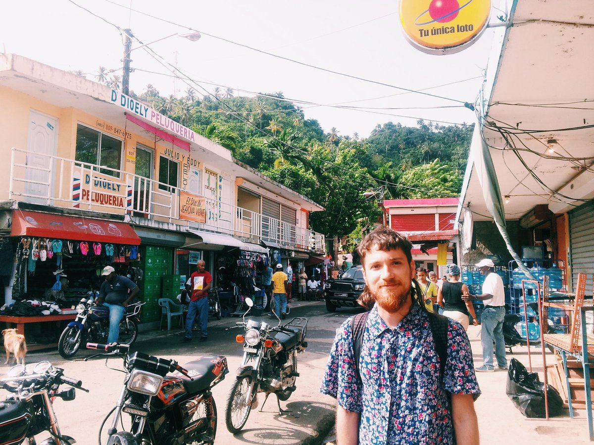 peces banana (@pecesbanana) on Twitter photo 