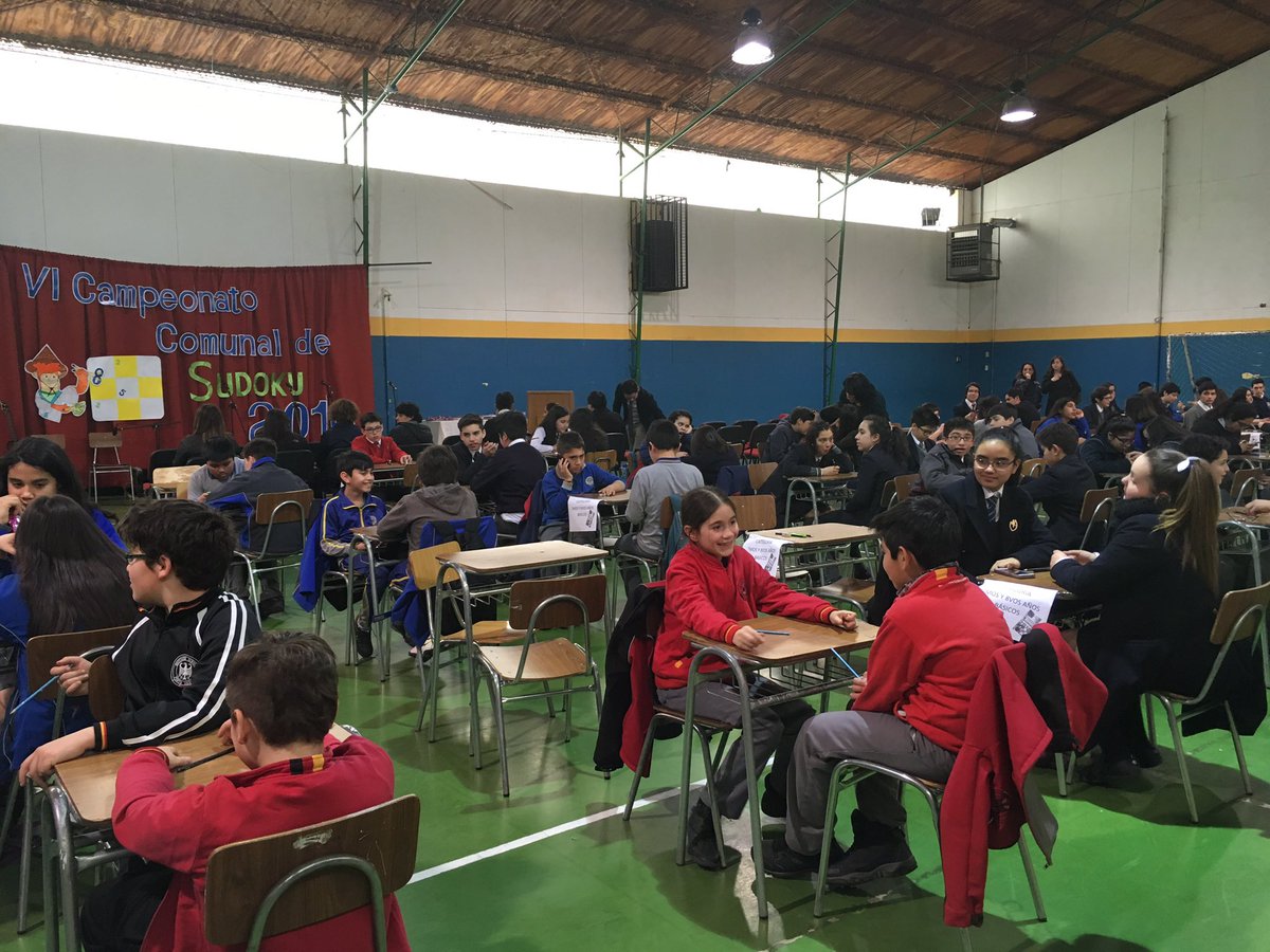NergaardK's tweet photo. Alumno anciosos por empezar el campeonato en la @HDMagallanes 🕐 @dannyperich @jackamercado @pinguinodiario https://t.co/zpMYsiUiIm