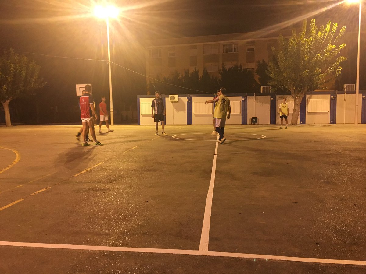 CauchosMedFs's tweet photo. Calentando motores... https://t.co/v2ZIgdfuXx