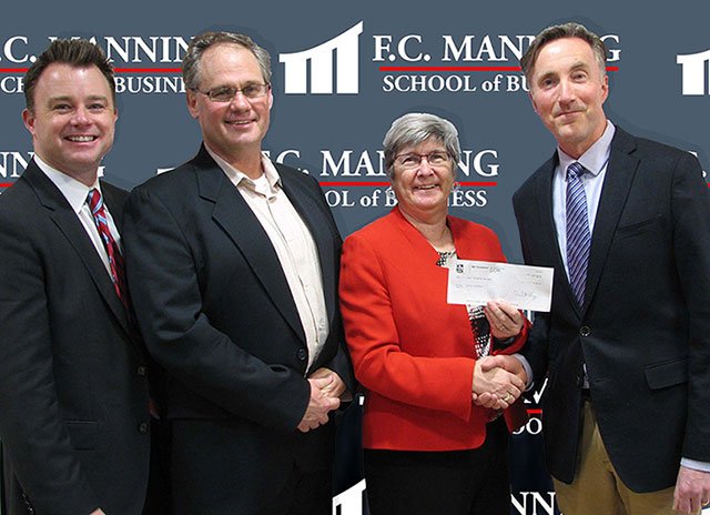 Congrats! #AcadiaU business multimedia teaching tool #CaseNet gets boost from @RBC_Canada qoo.ly/arv7s