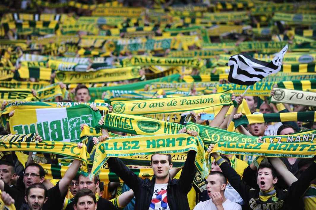 EDS 2e partie - 22h30
SUPPORTERS : L'interdiction de déplacement systématisée, compréhensible ou inadmissible ? #EDS