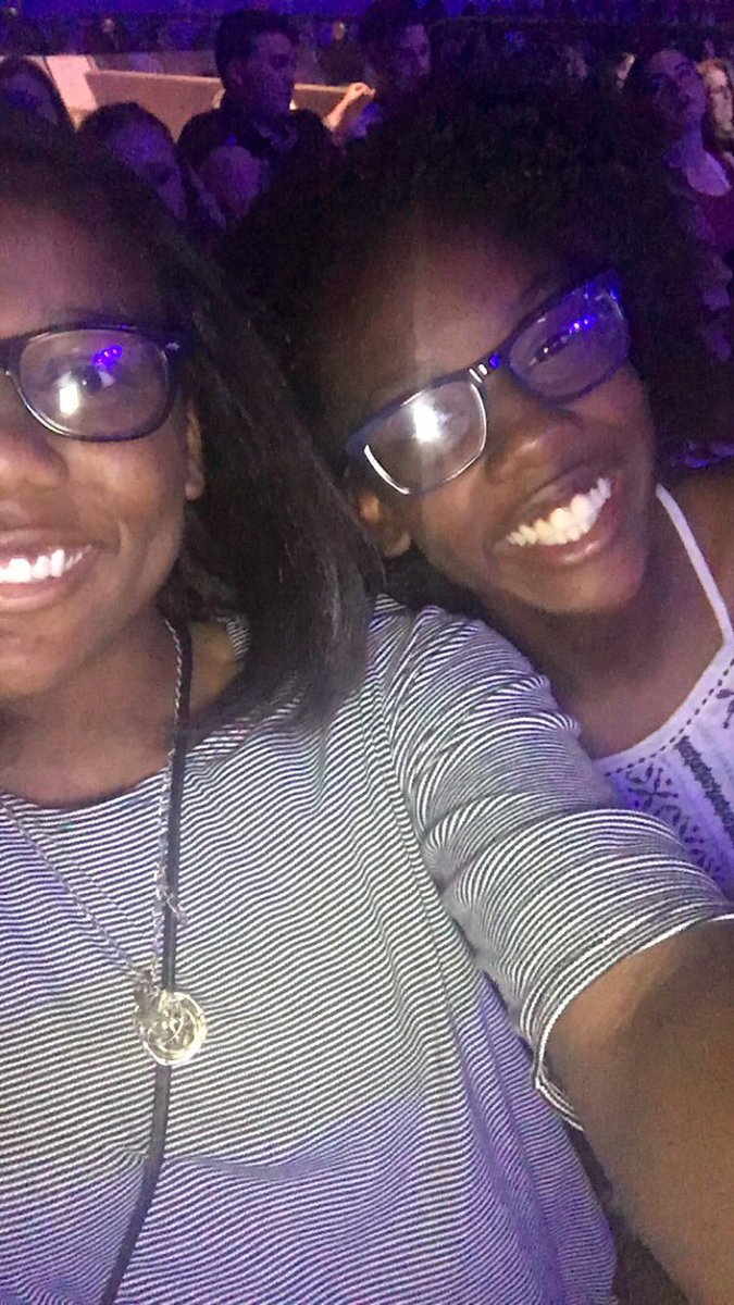 kennadykathryn's tweet photo. #IfICouldTurnBackTheClock I would go back to the #PurposeTourDallas bc it was 🔥🔥🔥 https://t.co/7XOoCUyZuI