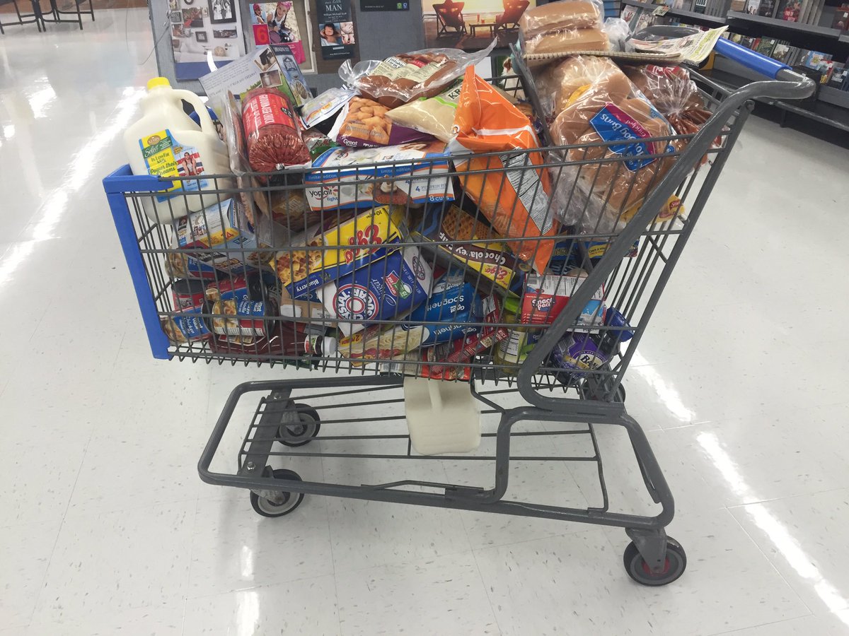 lmschick10's tweet photo. Back to school + Stocking up on baking supplies + ad matching = shopped out! #admatching @Walmart #shoptillyoudrop https://t.co/31RzXZYyAI