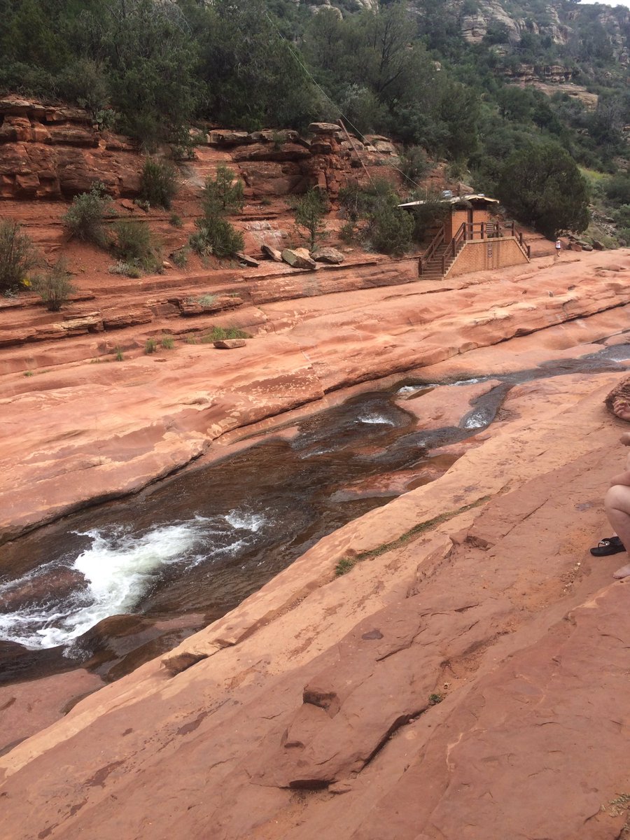 HollaatHaley's tweet photo. Sedona was great, but the people I was with were even better❤️🌵 https://t.co/VqresEylcN