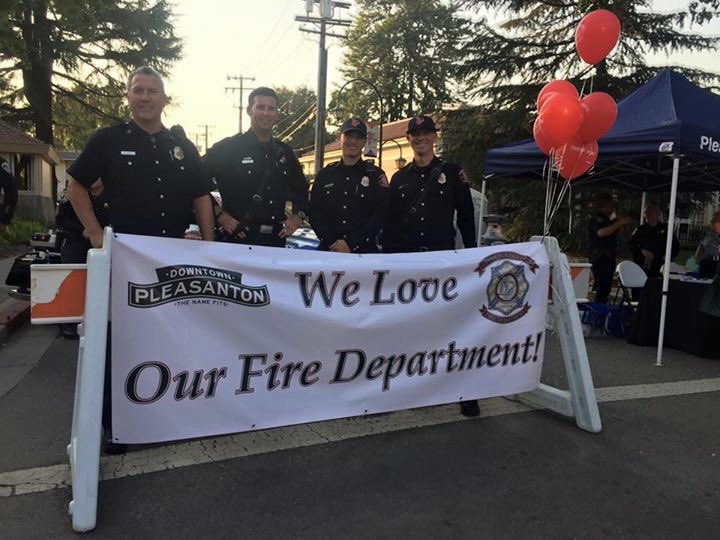 PleasantonDT's tweet image. Main Street and Division is packed with fun Public Safety appreciation activities! #1stWednesday