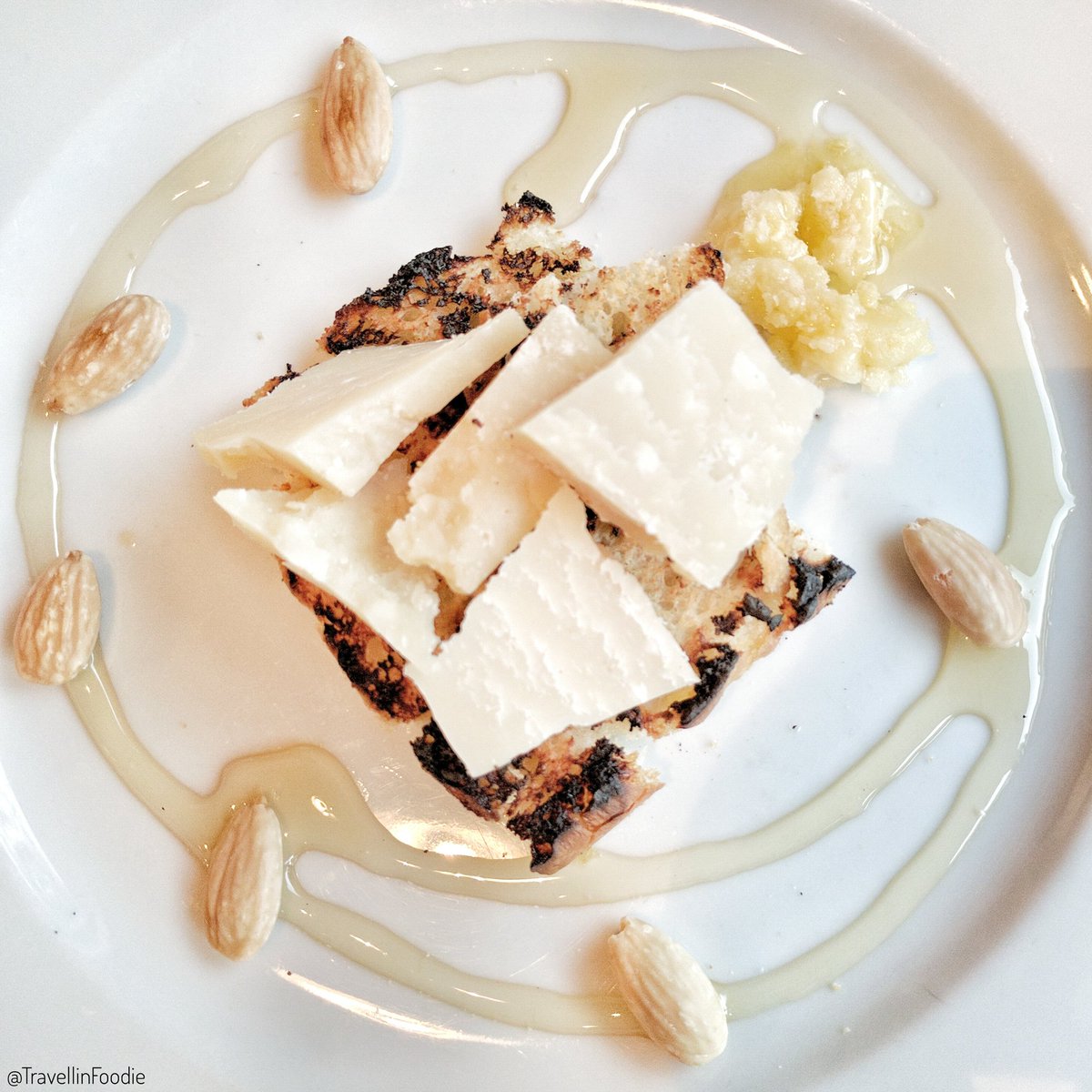 Travelling Foodie Eats Cioccolata and drinks Colonial at Paese Ristorante Toronto